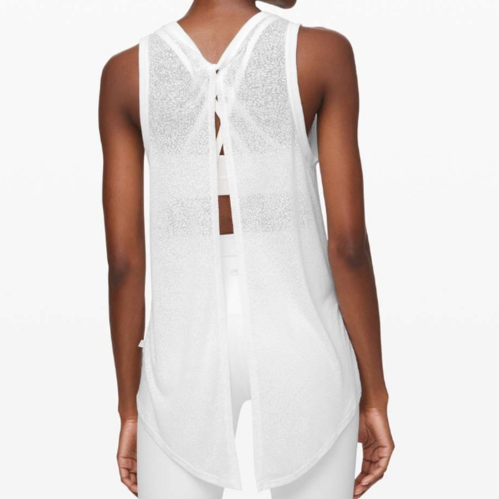 Lululemon Meet Halfway Tank Size 8 Like New